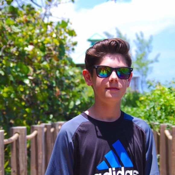 Meet your Posher, Jérémy - Picture 1 of 1